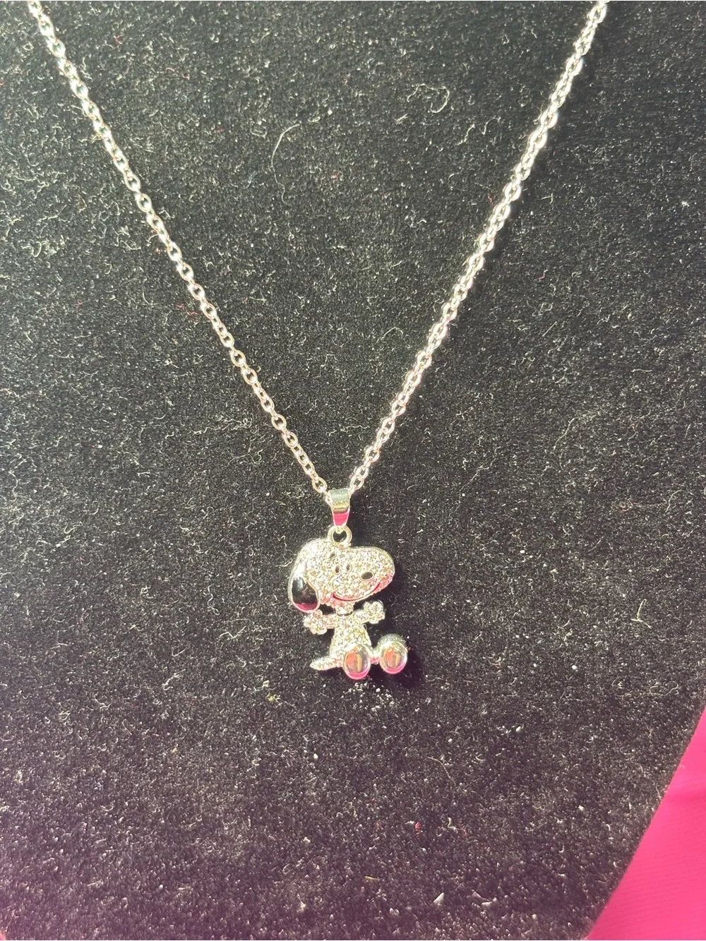 New Silver-tone Crystal Peanuts Snoopy Dog Pendant Necklace - Women's Jewelry - Picture 2 of 5